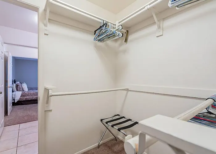 Cozy 2 Bedroom With Golf Course Views Holiday home *