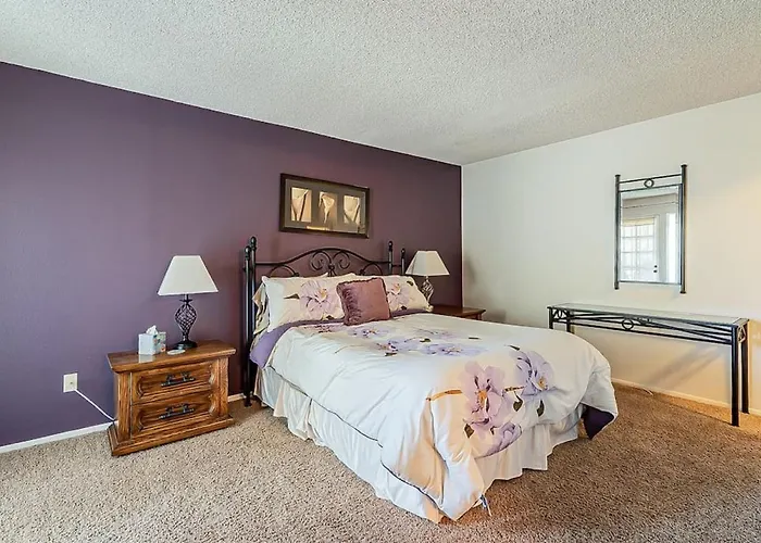 Cozy 2 Bedroom With Golf Course Views * Mesa